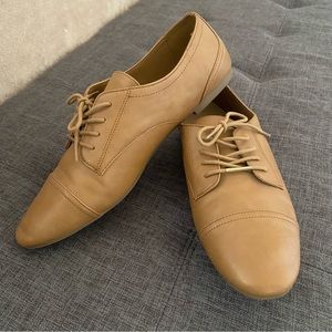 Women’s Aldo Oxford Dress Shoes - Size 8.5